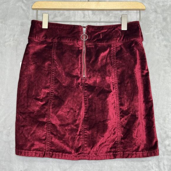 Free People Skirt Womens 26 Red Velvet High Waist Mini OB824567 New - Picture 2 of 11